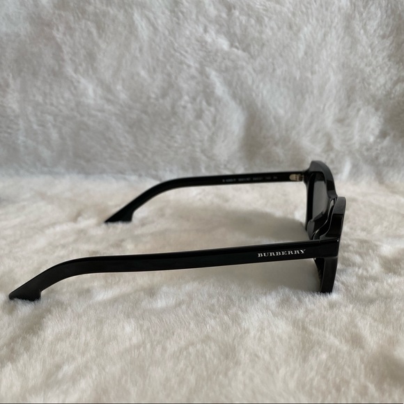 Burberry Sunglasses - Picture 2 of 6